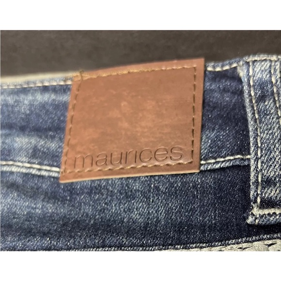 Maurices Womens Slim Boot Cut Mid Rise Embroidered Jeans Size 2 Short NEW W/Tag - Picture 12 of 12